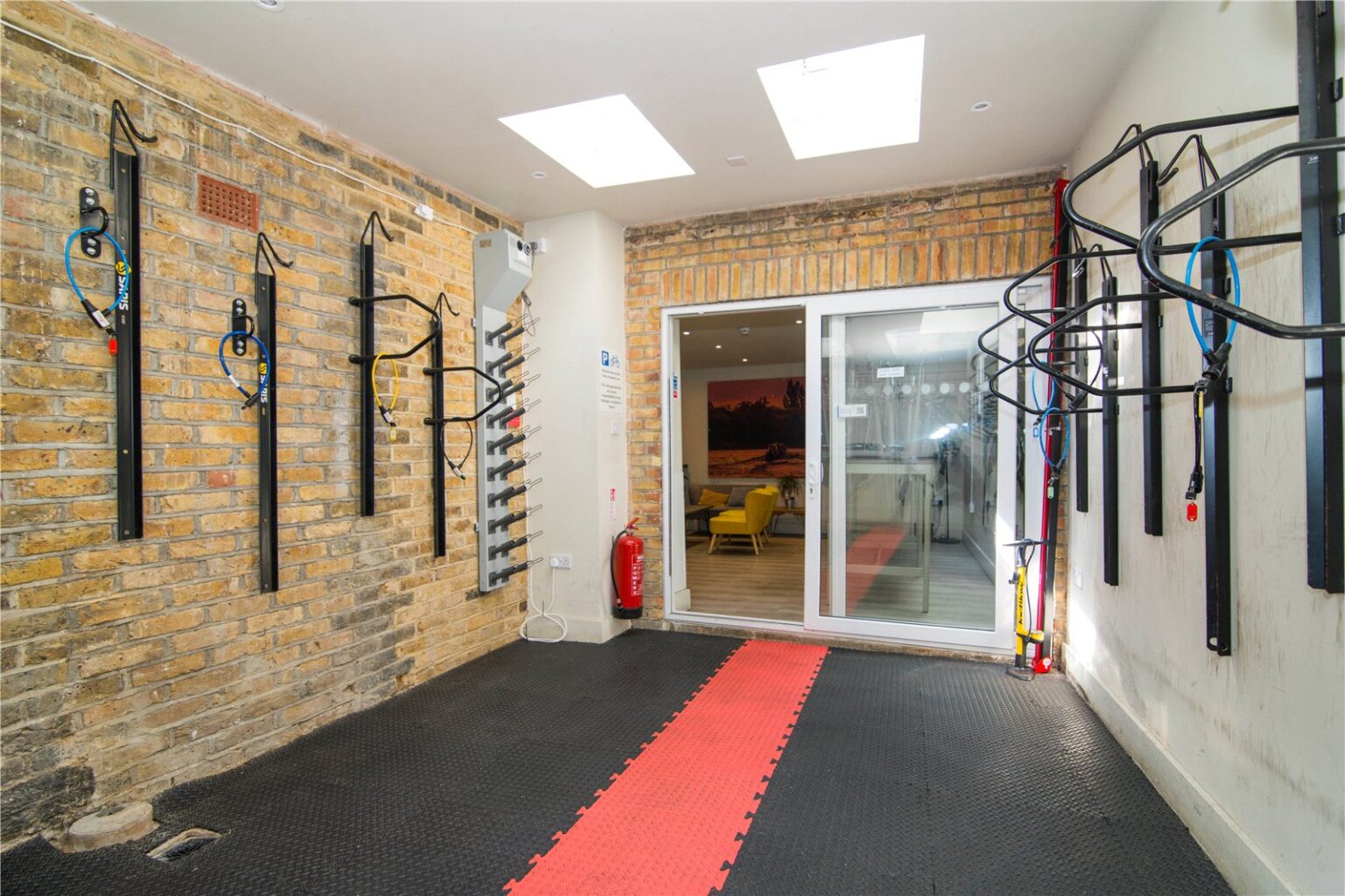 Sheen Lane, London, SW14 gallery 6