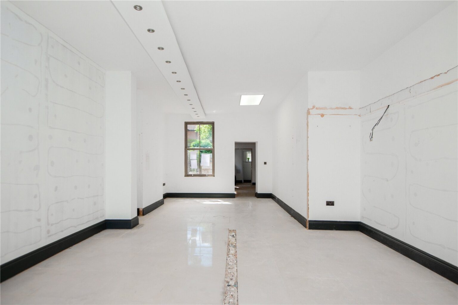 Upper Richmond Road West, London, SW14 gallery 3