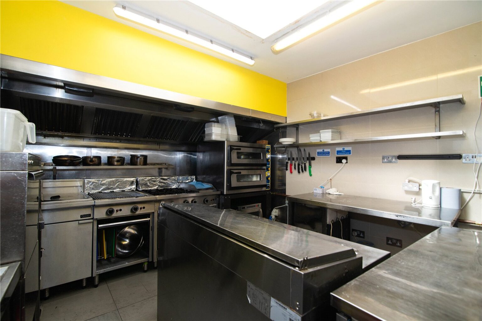 Church Court, Richmond, TW9 gallery 2