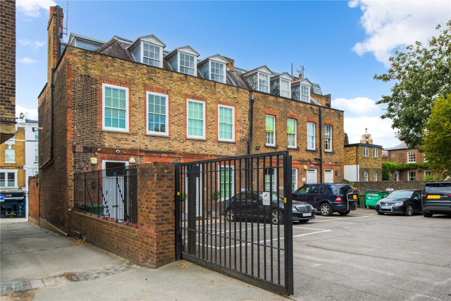 Holbrooke Place, Richmond, TW10 gallery 4