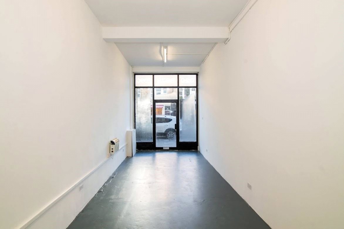 Upper Richmond Road West, London, SW14 gallery 2