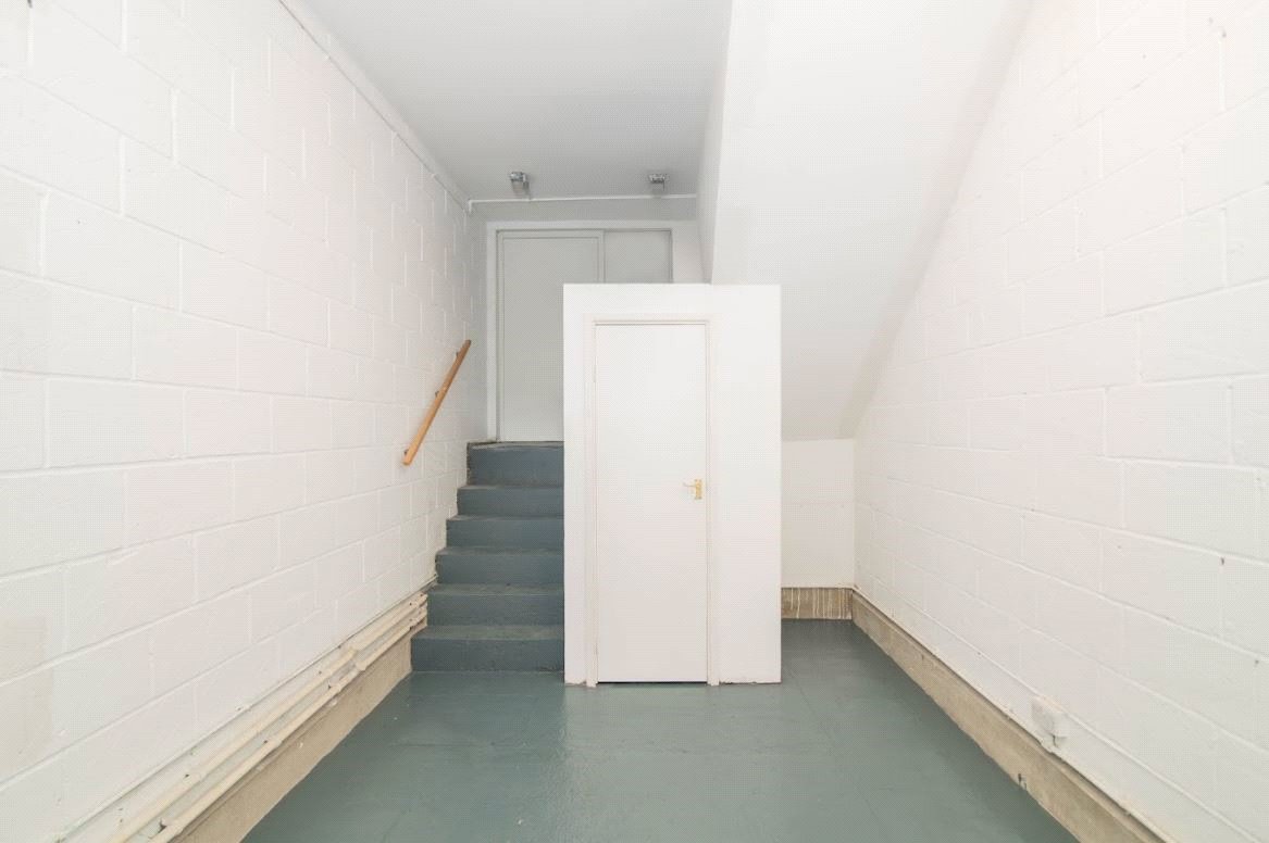 Upper Richmond Road West, London, SW14 gallery 4