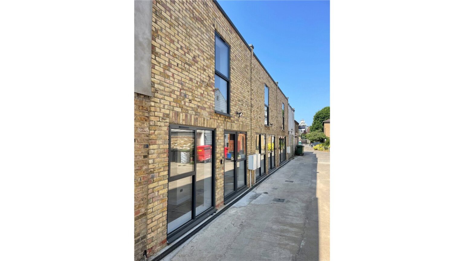 Plough Lane, Teddington, TW11 gallery 5