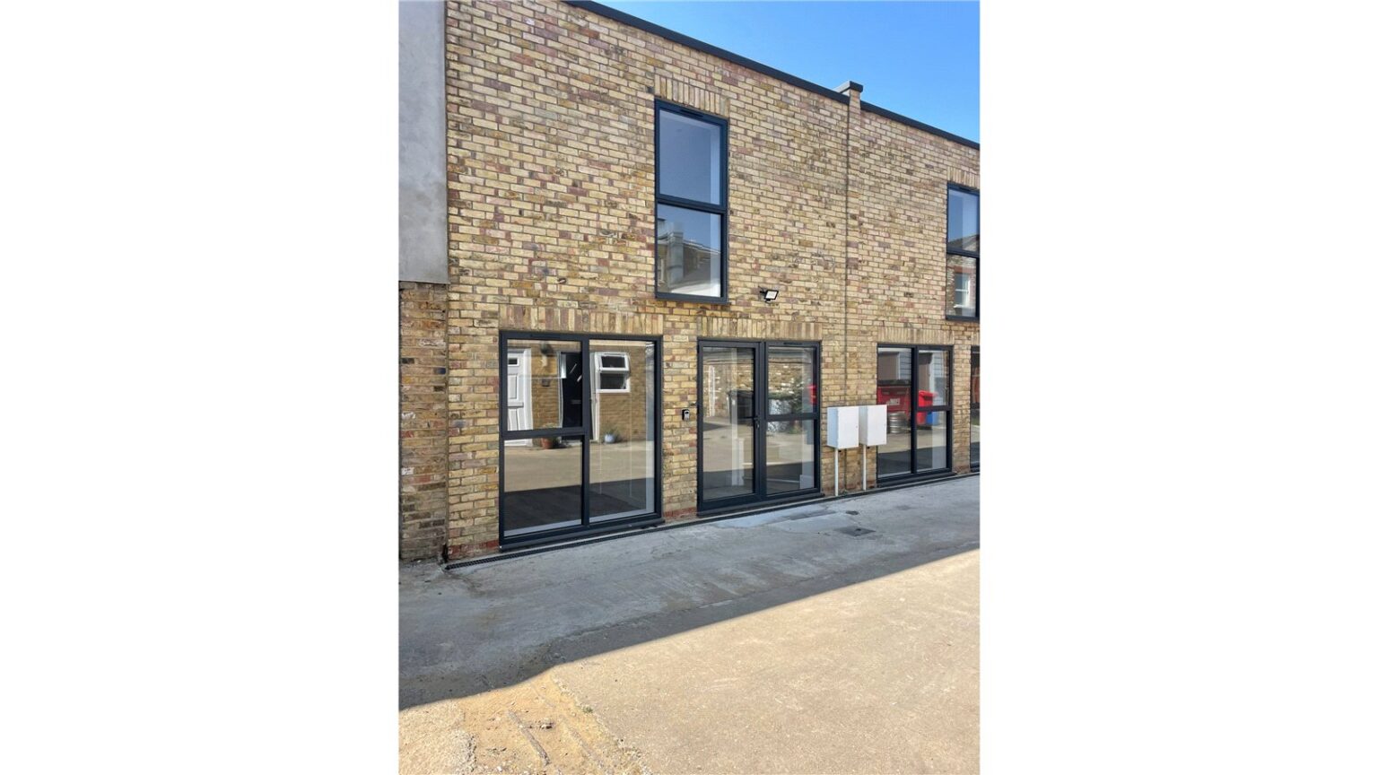 Plough Lane, Teddington, TW11 gallery 6