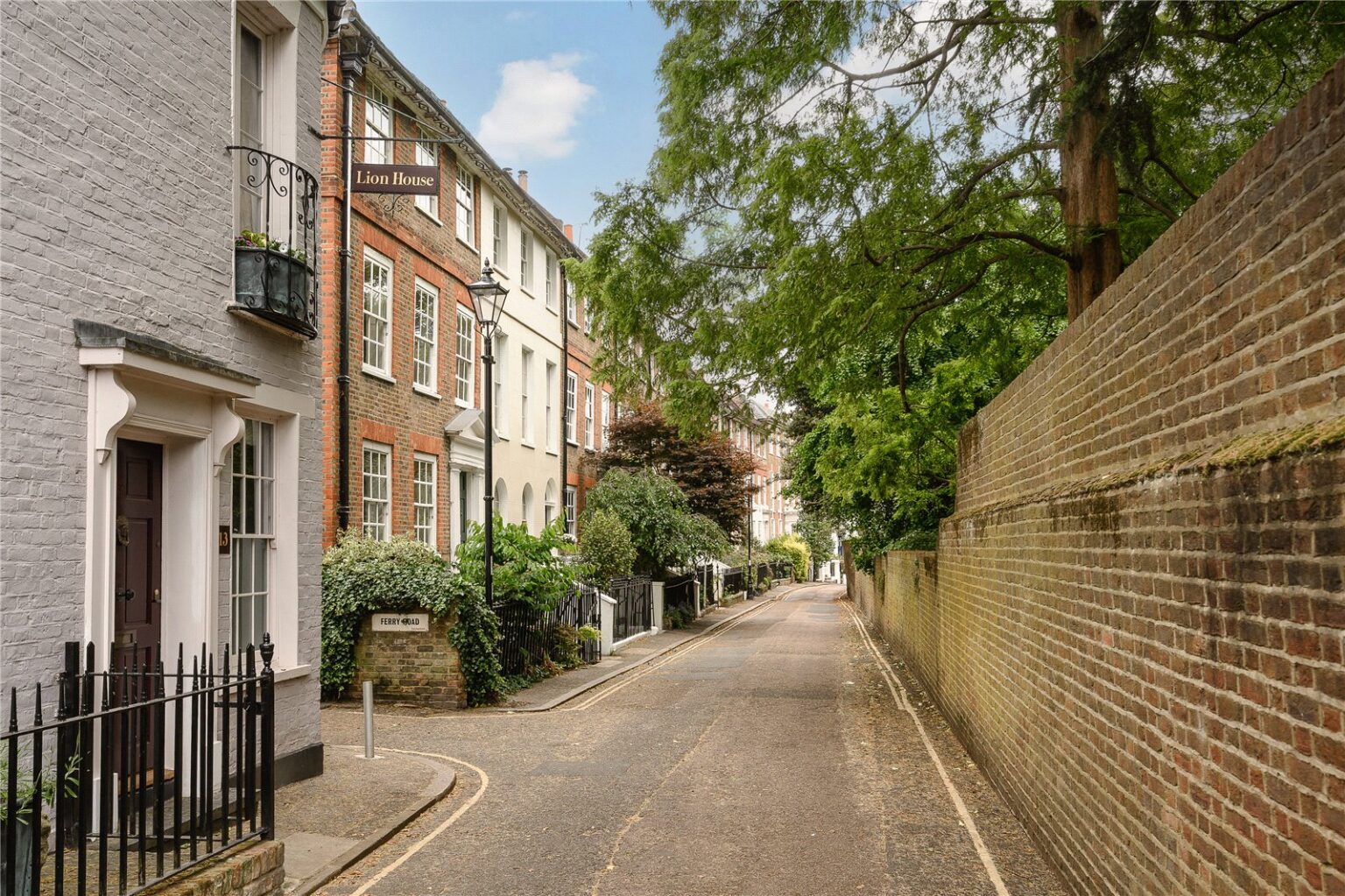 Ferry Road, Twickenham, TW1 gallery 18