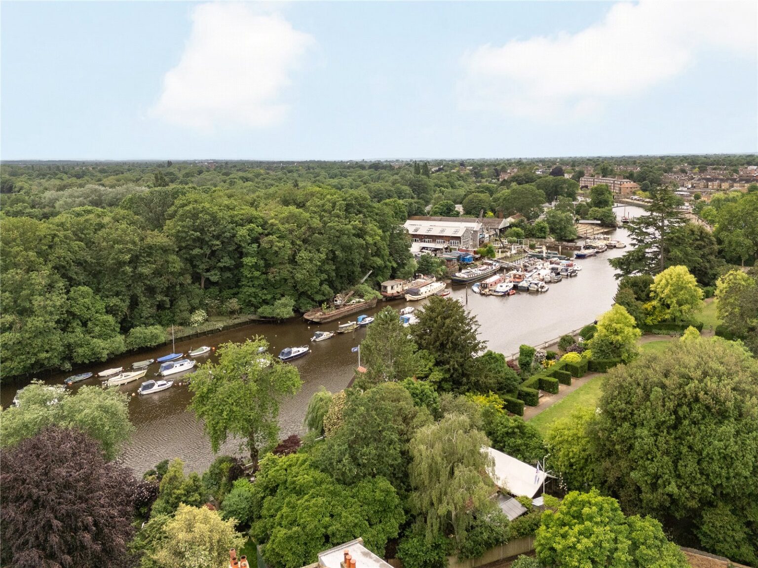 Ferry Road, Twickenham, TW1 gallery 19