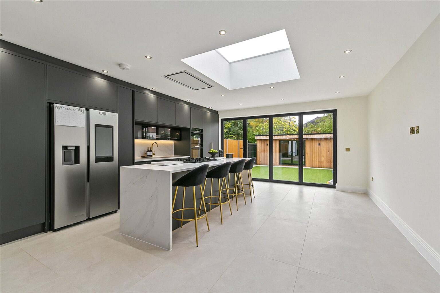 Kendrey Gardens, Twickenham, TW2 gallery 3