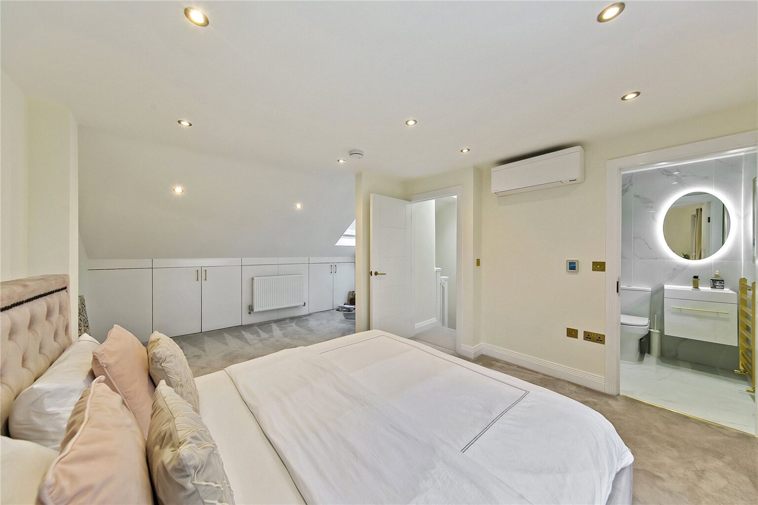 Kendrey Gardens, Twickenham, TW2 gallery 8