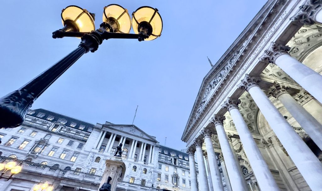 Bank of England cuts bank base rate to 4.75%