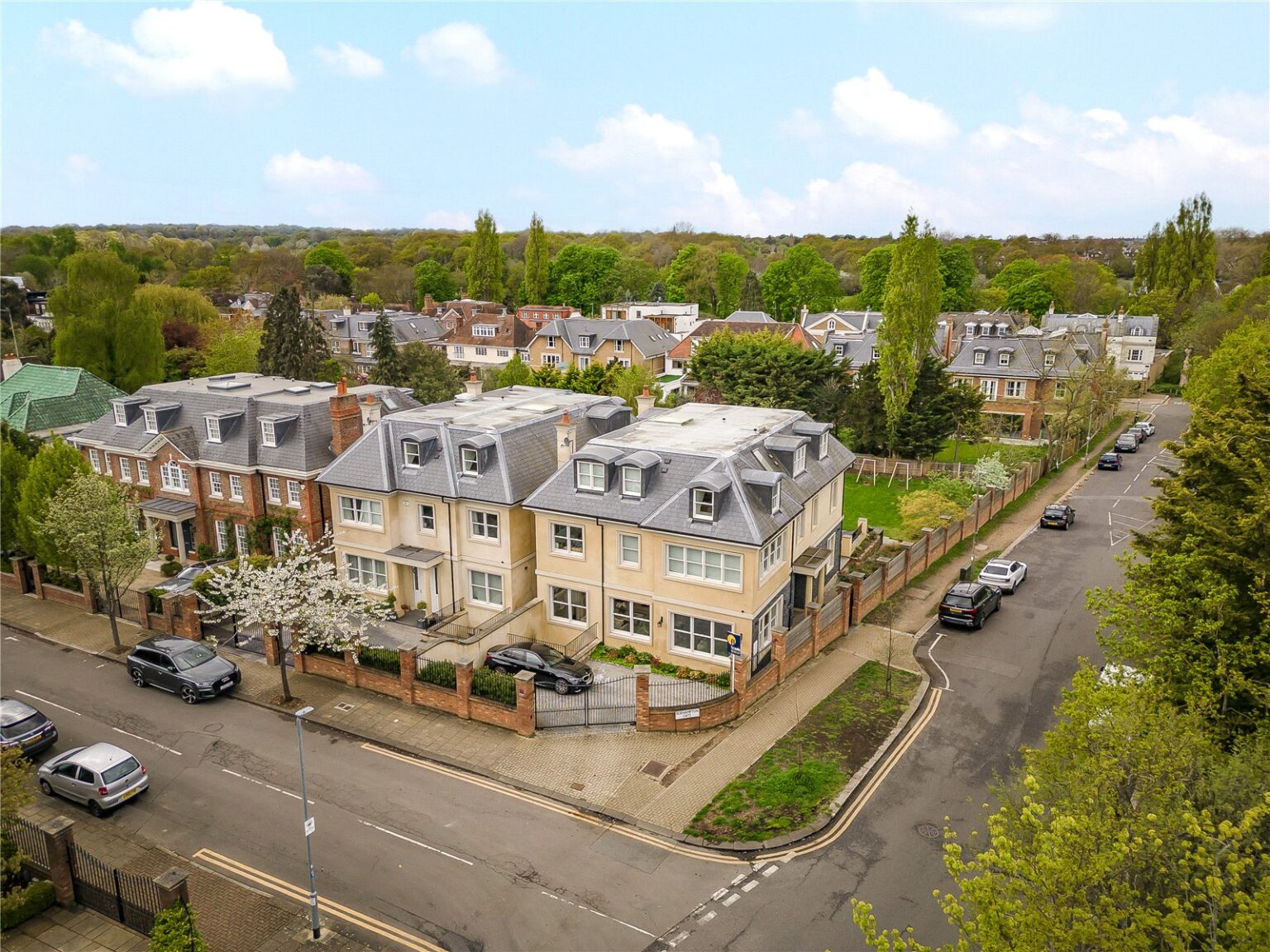 Bank Lane, Roehampton, SW15 gallery 1