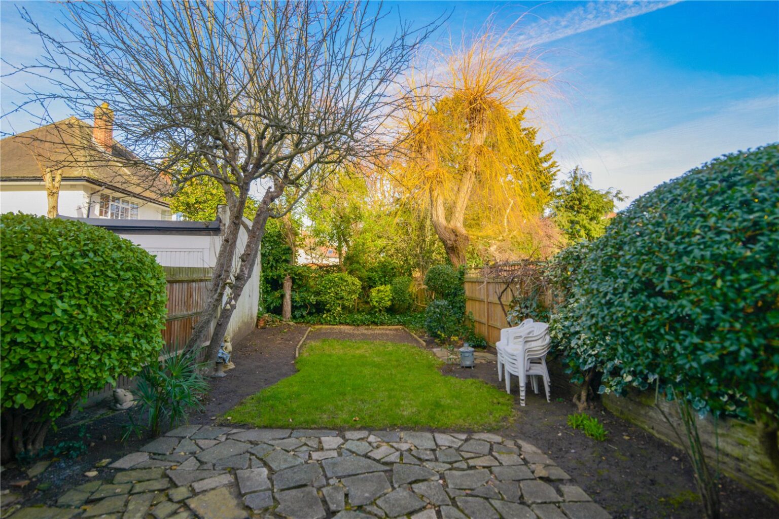 York Avenue, London, SW14 gallery 20