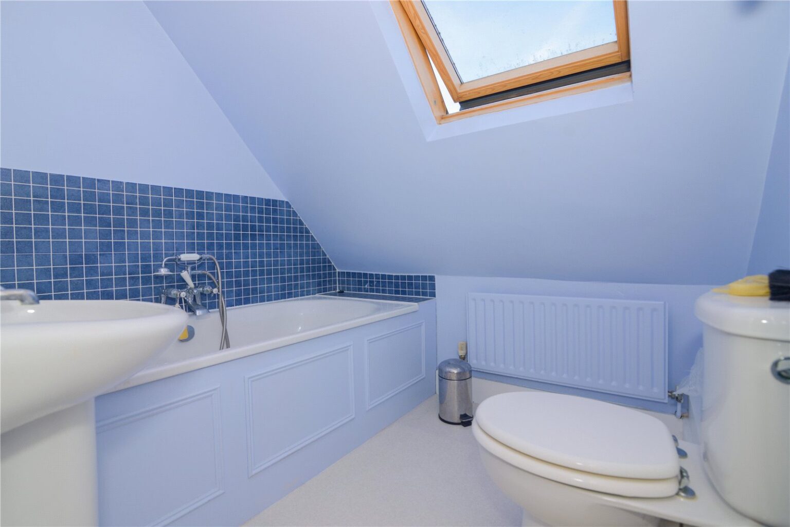 York Avenue, London, SW14 gallery 14