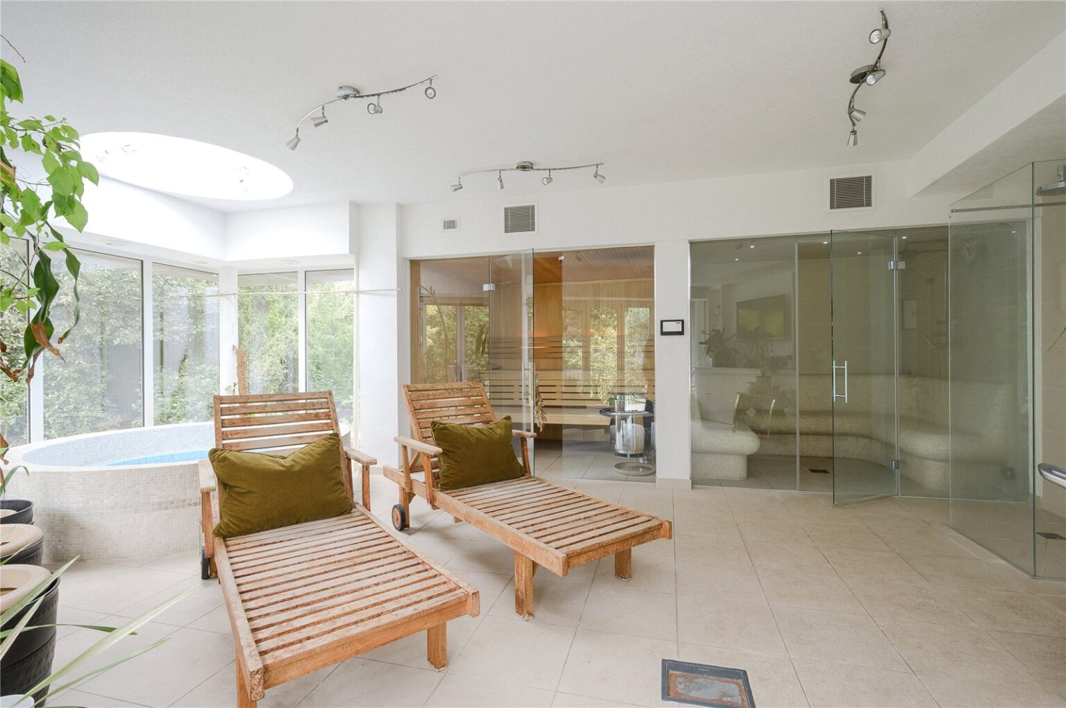 Vine Road, London, SW13 gallery 6