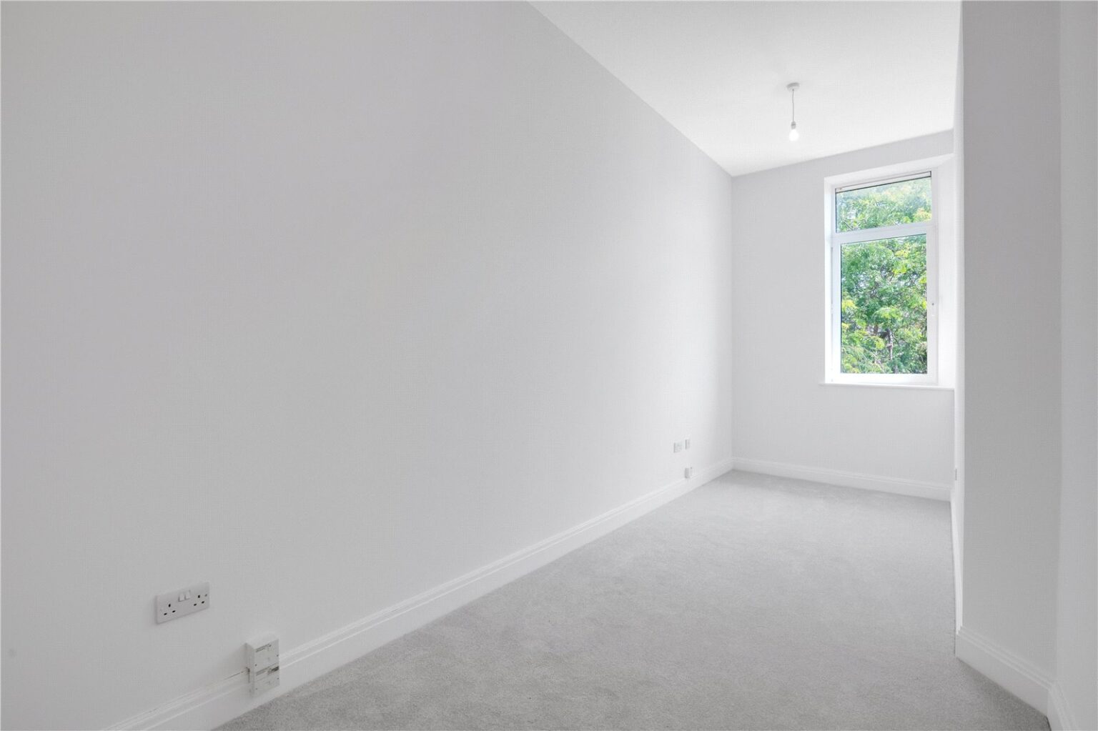 Vineyard Path, London, SW14 gallery 6