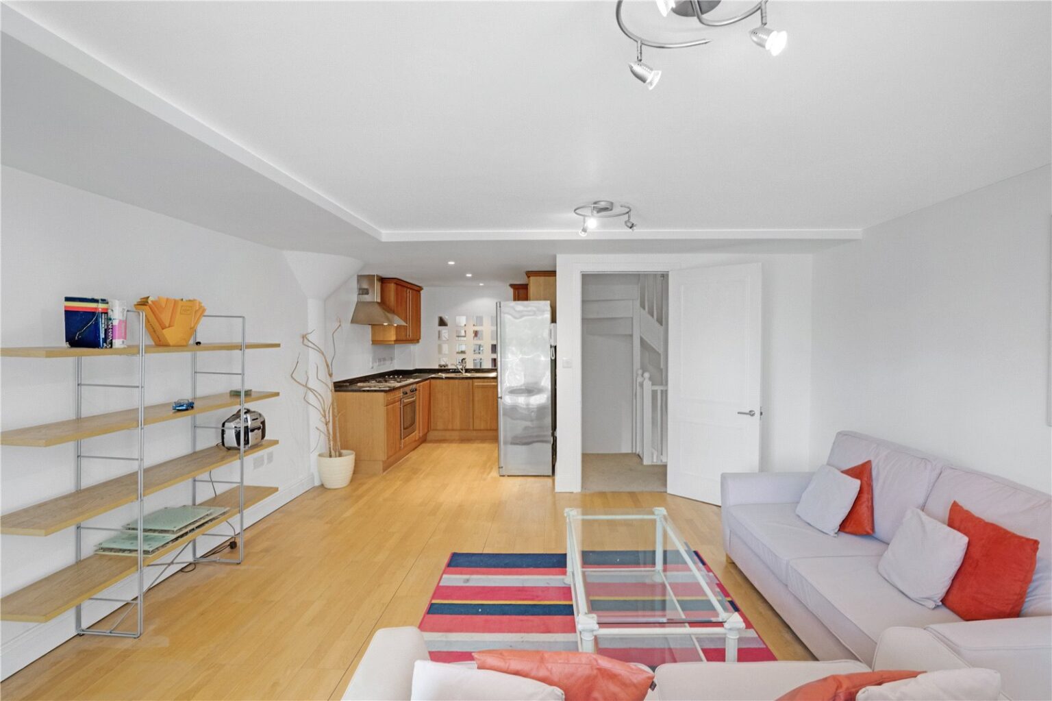 Vineyard Path, London, SW14 gallery 10