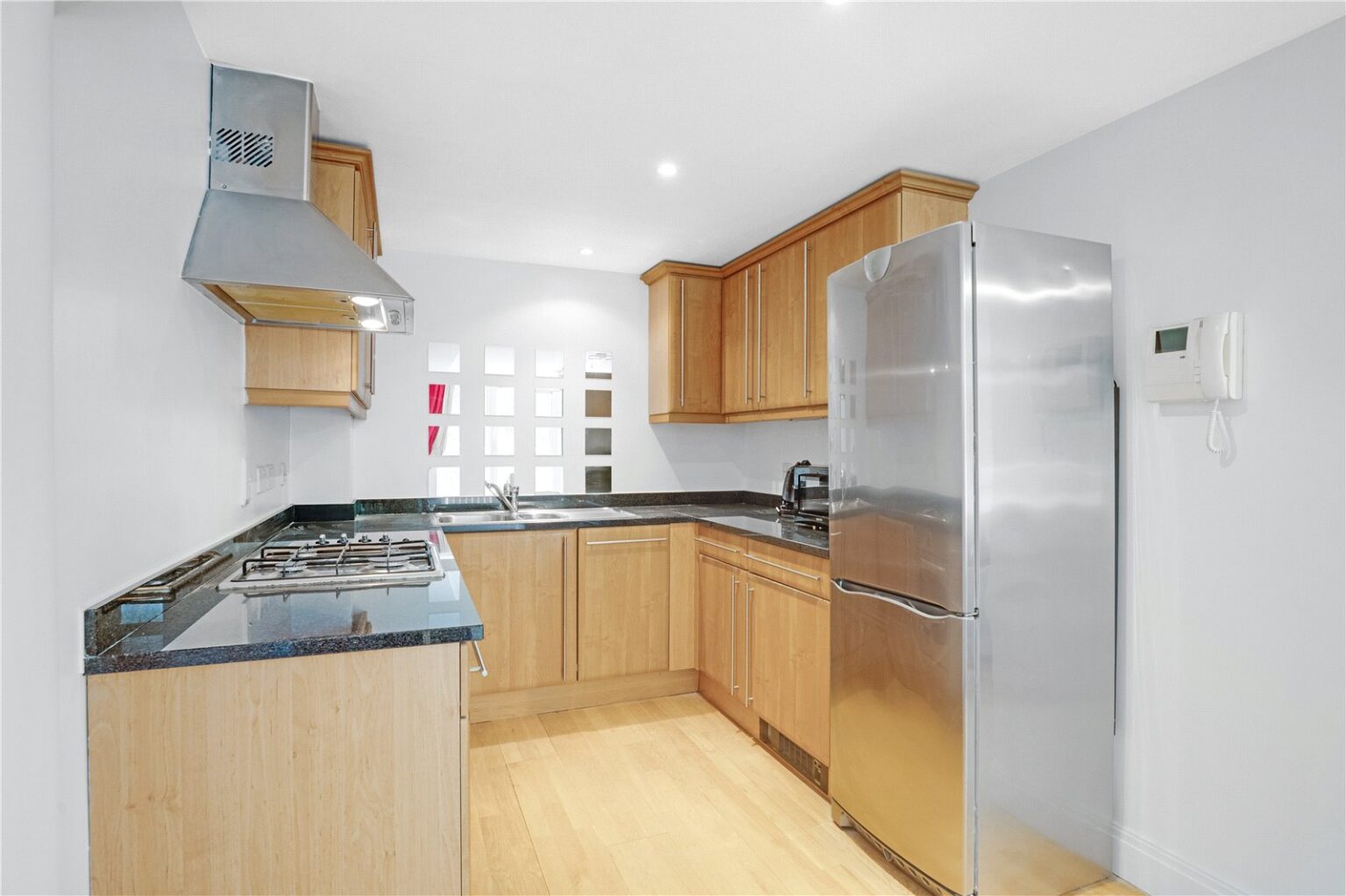 Vineyard Path, London, SW14 gallery 11