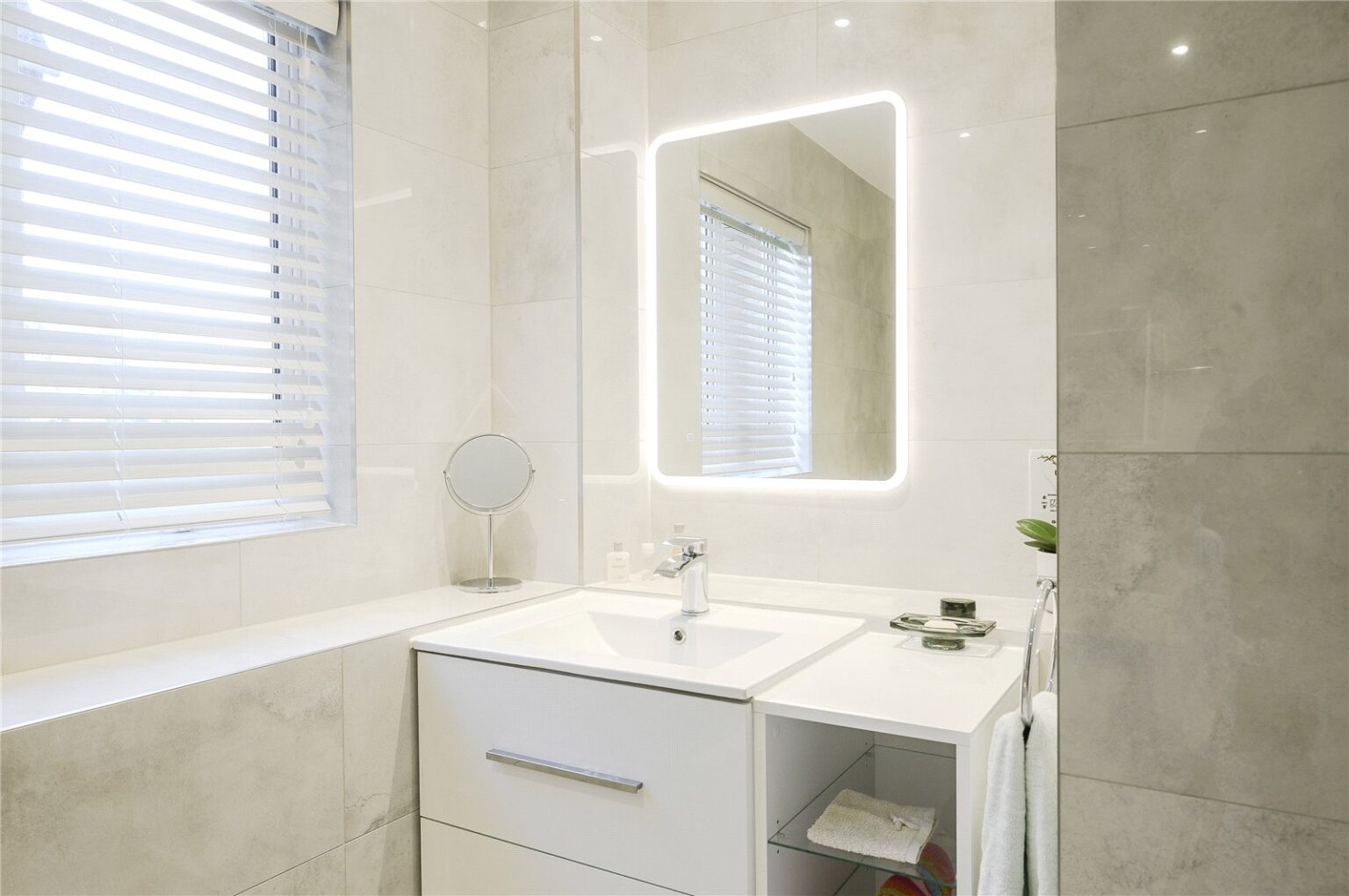 The Water Gardens, Warren Road, KT2 gallery 17