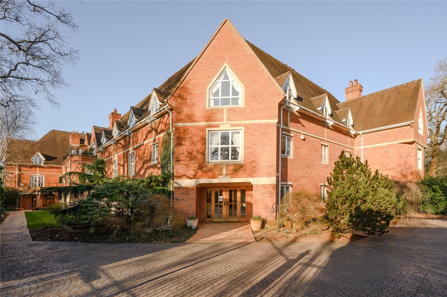 The Water Gardens, Warren Road, KT2 gallery 3