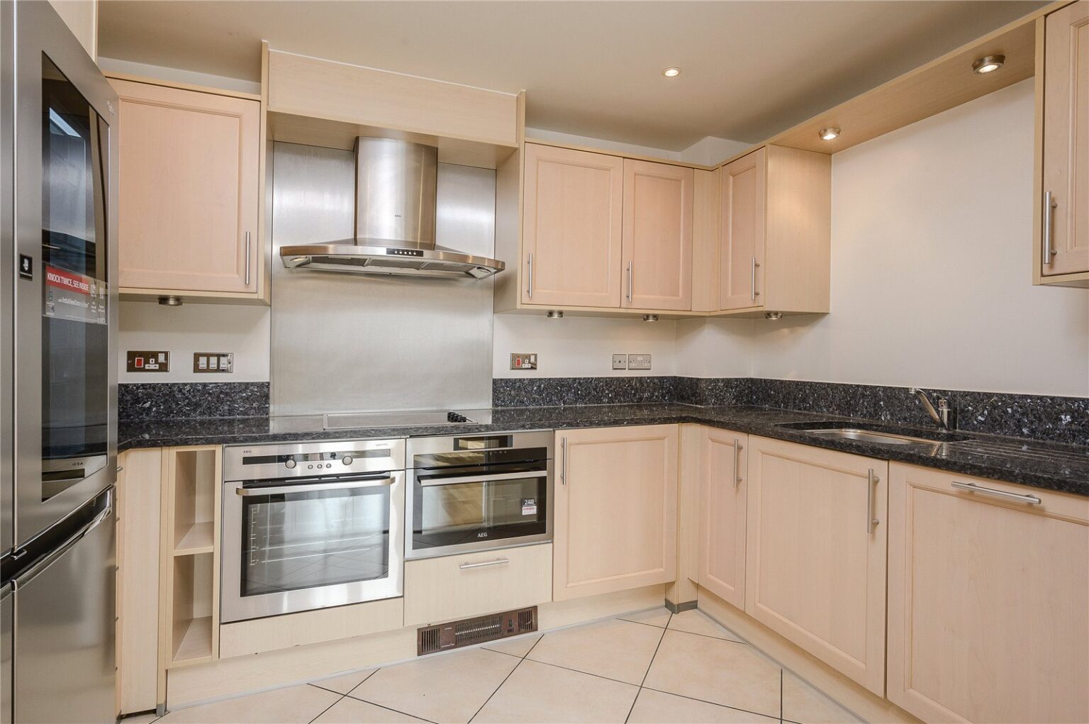 Charter Quay, Kingston upon Thames, KT1 gallery 2