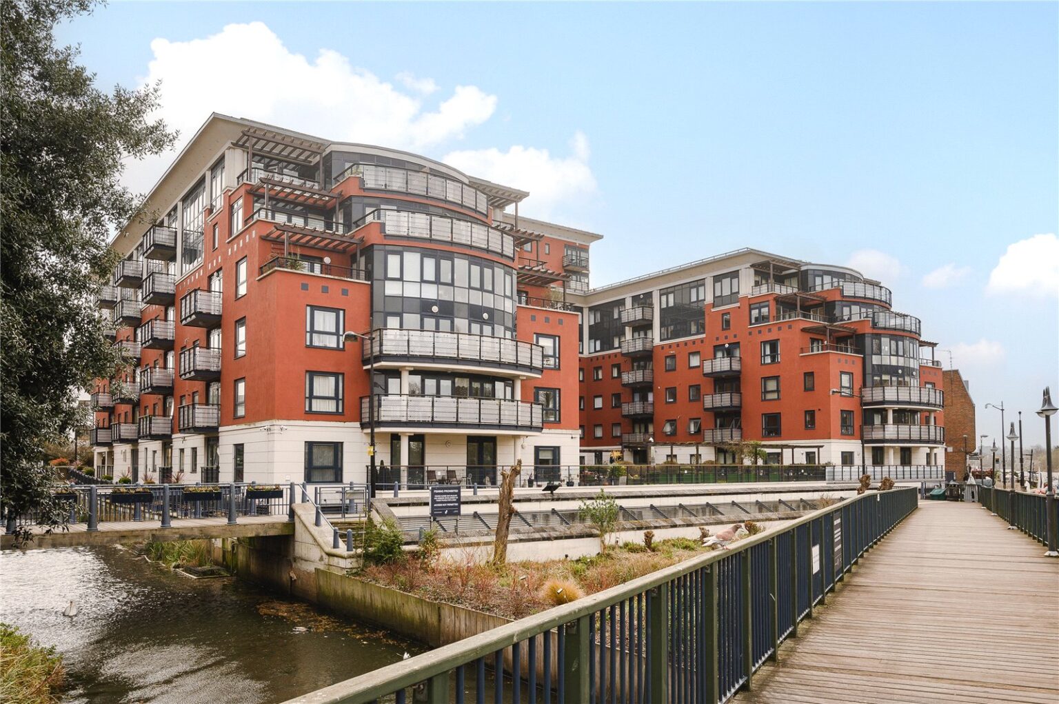 Charter Quay, Kingston upon Thames, KT1 gallery 13