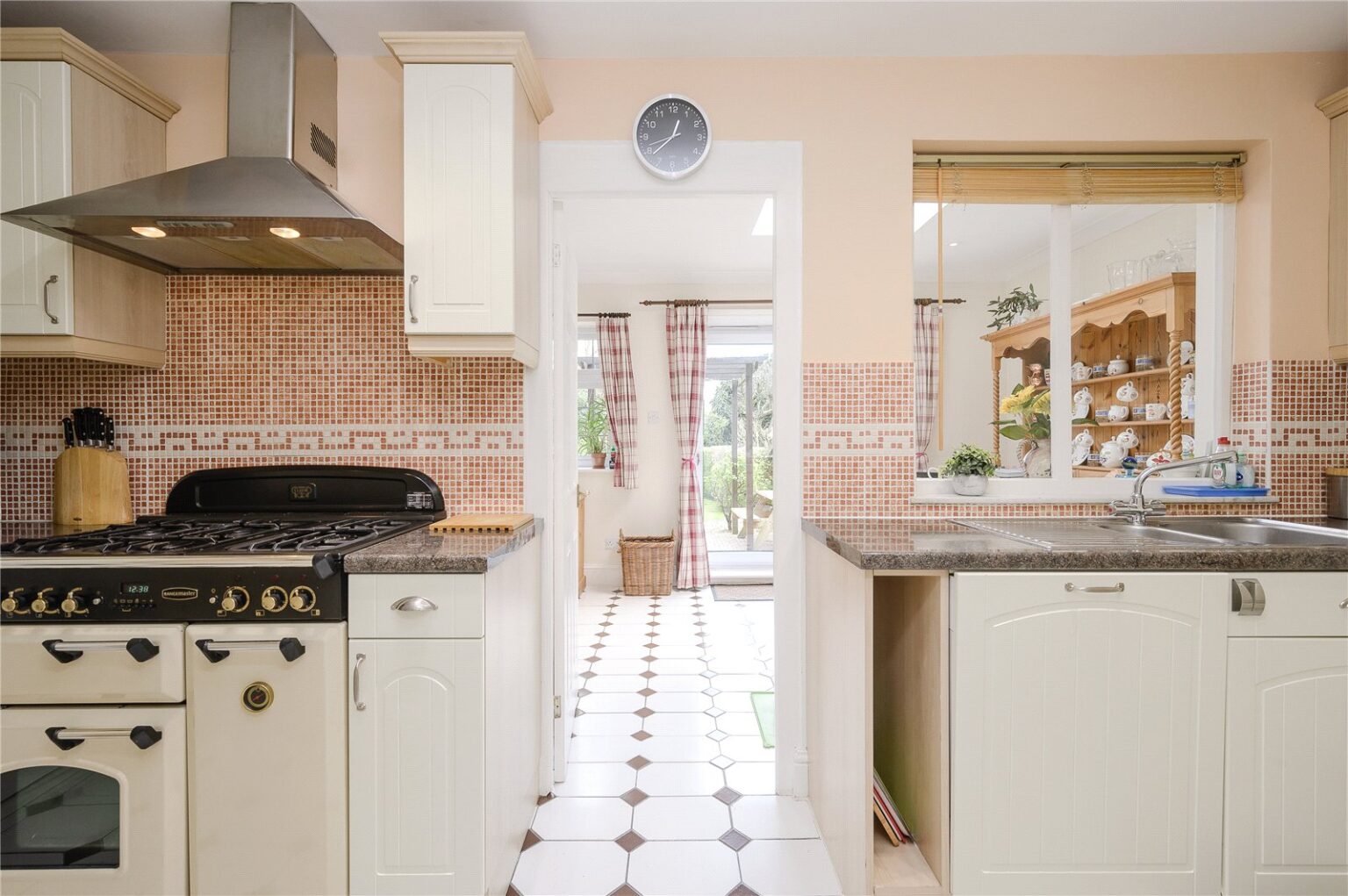 Robin Hood Lane, Kingston Vale, SW15 gallery 4