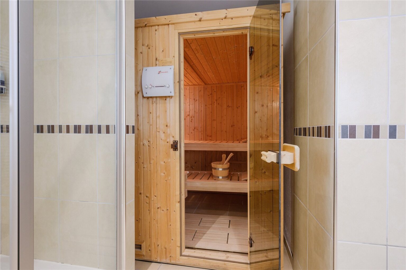 Revell Road, Kingston upon Thames, KT1 gallery 7