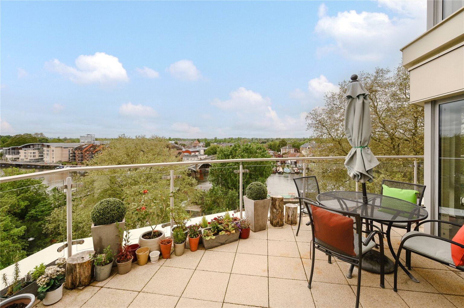 Kingston Riverside, Henry Macaulay Avenue, KT2 gallery 10