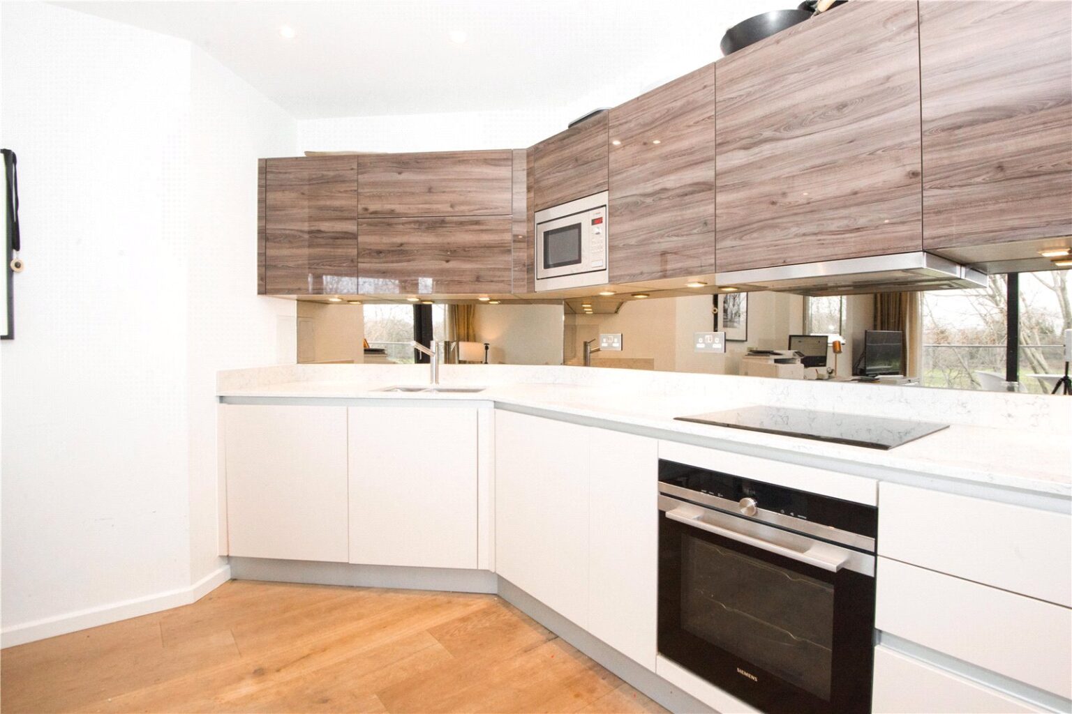 Lower Richmond Road, Putney, SW15 gallery 3