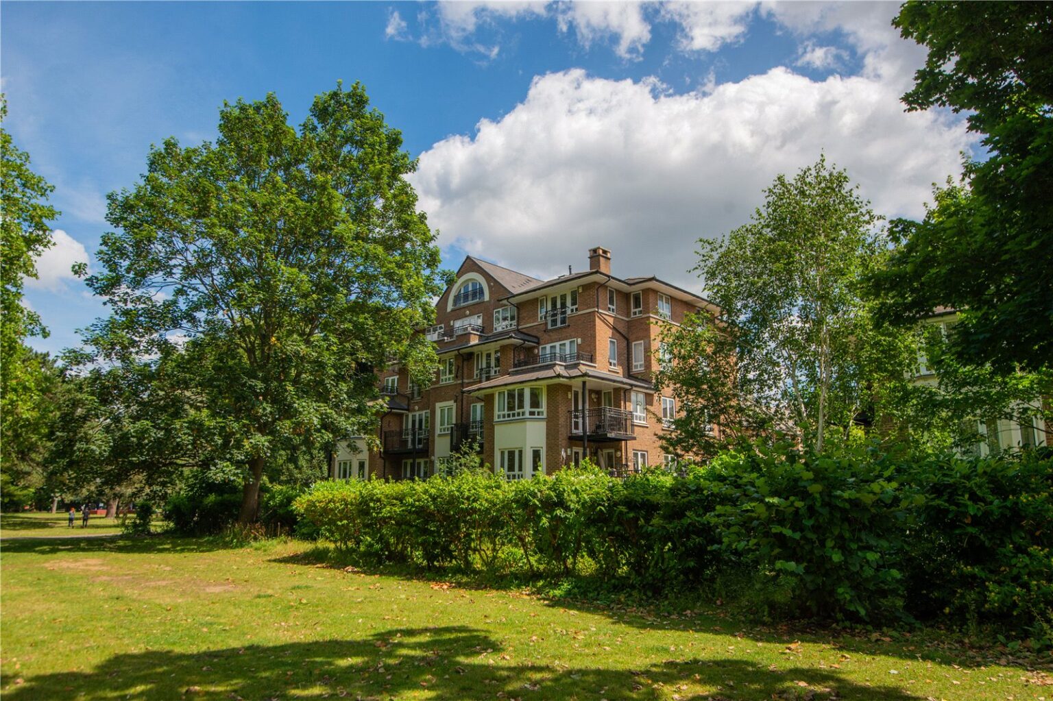 Canbury Place, Samuel Gray Gardens, KT2 gallery 3