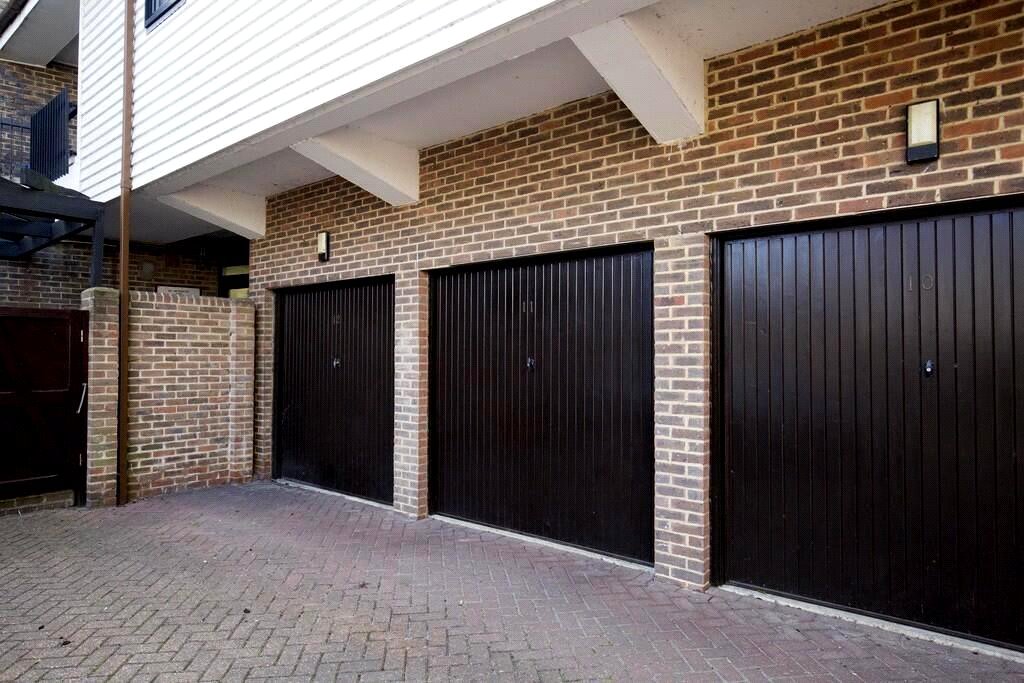 Ram Passage, Kingston upon Thames, KT1 gallery 11