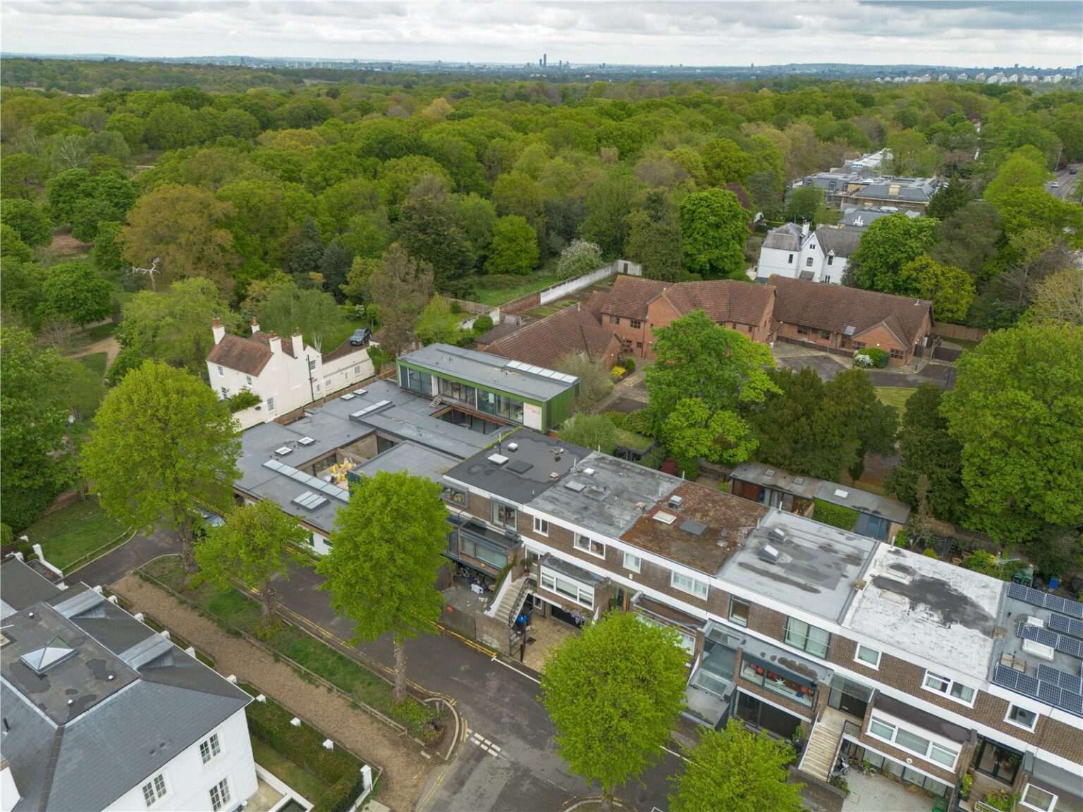 Ladderstile Ride, Kingston upon Thames, KT2 gallery 2