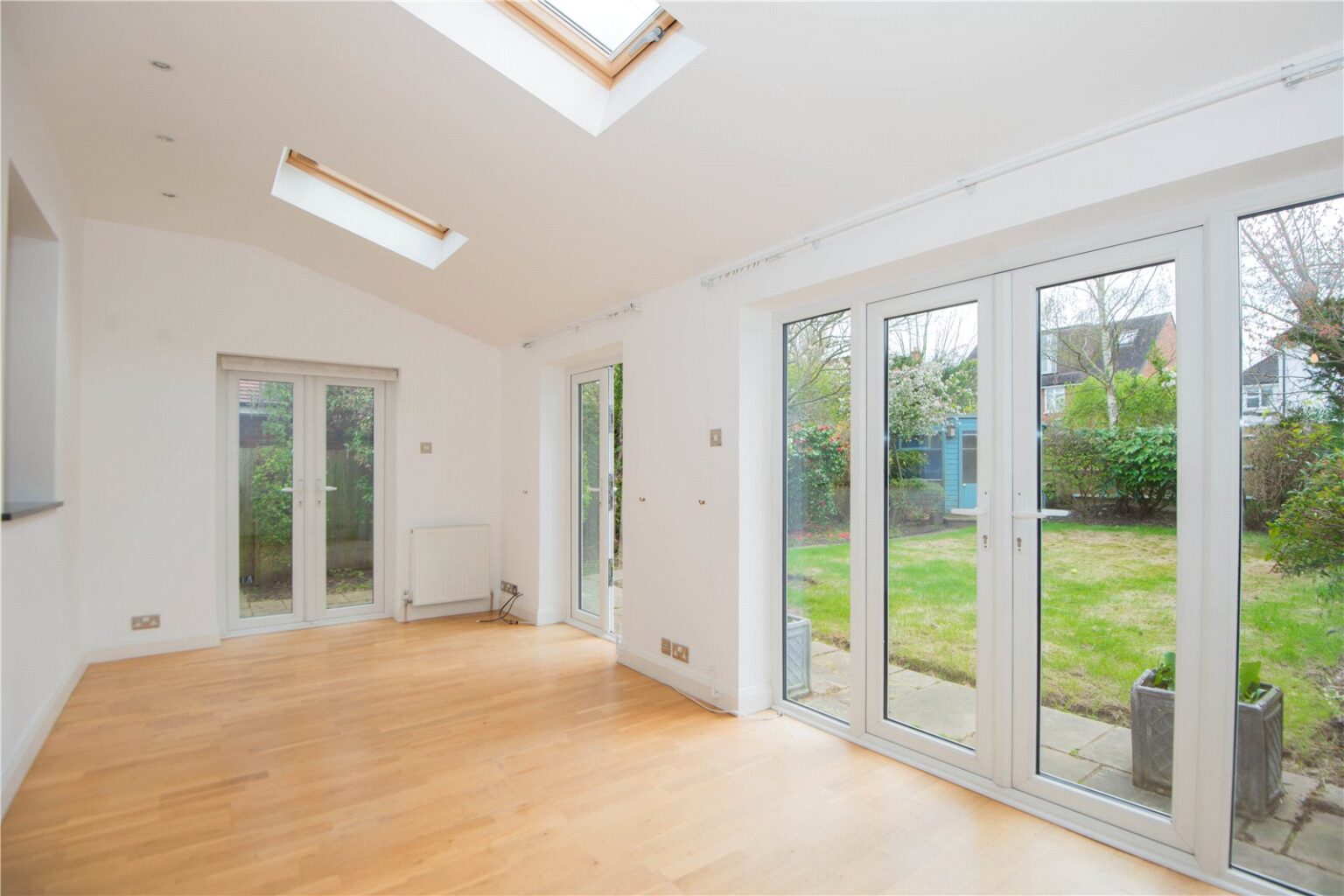 Vicarage Drive, East Sheen, SW14 gallery 3