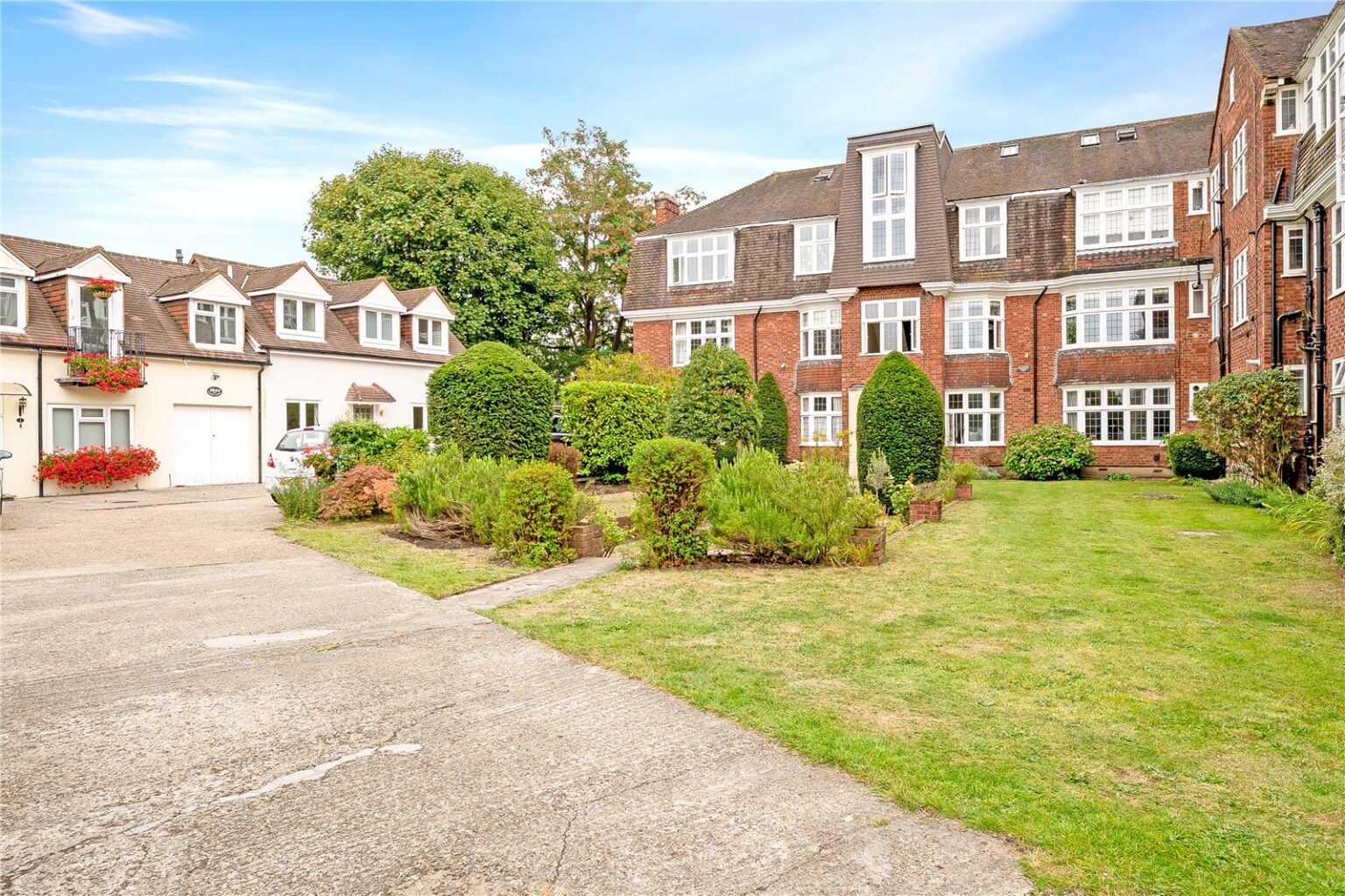 The Gateways, Park Lane, TW9 gallery 9