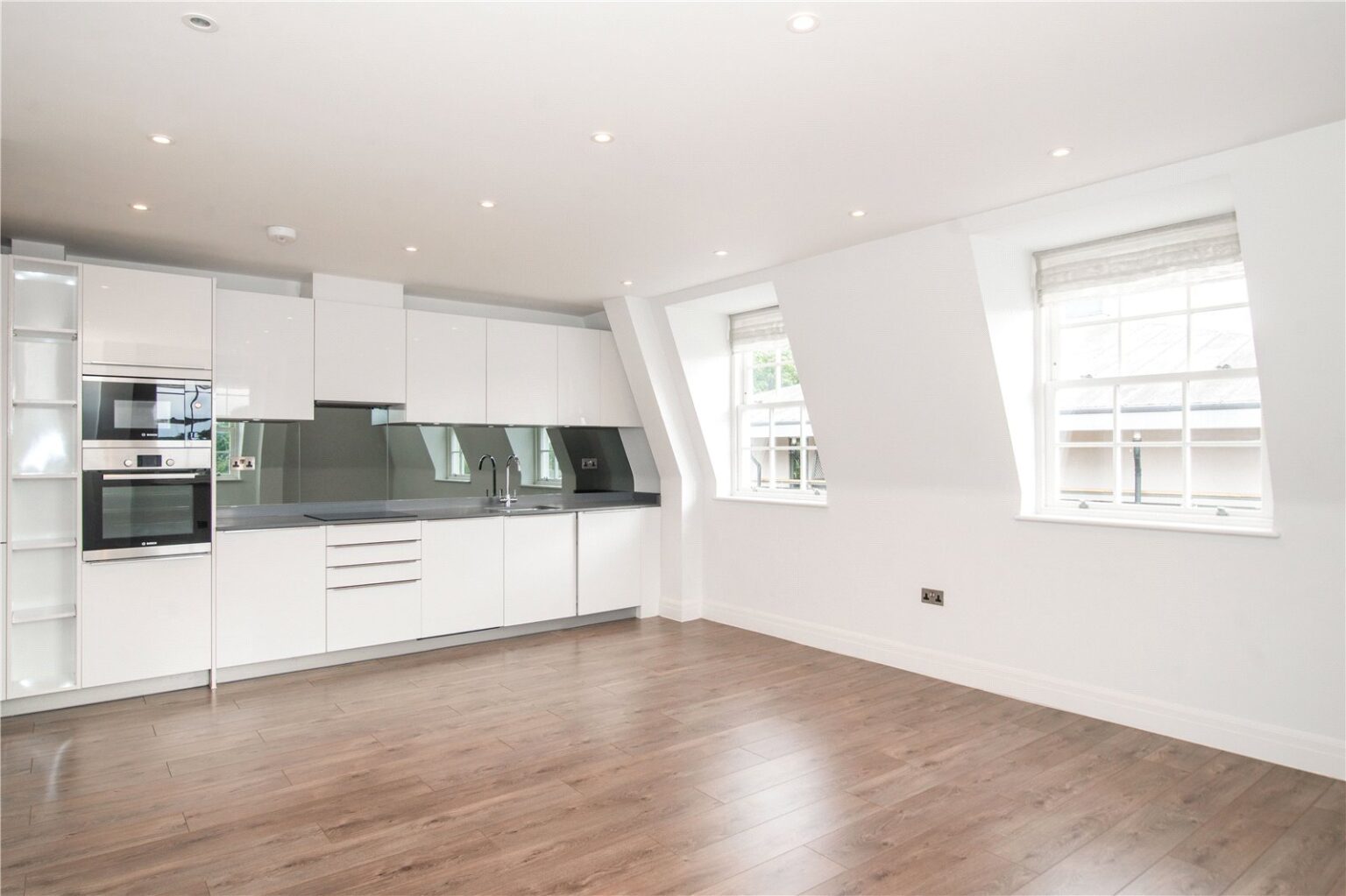 Kew Bridge Road, Brentford, TW8 gallery 3