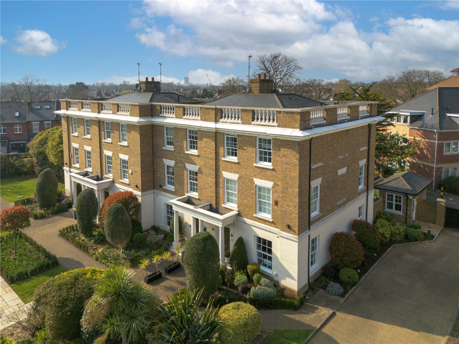 Corsellis Square, Twickenham, TW1 gallery 13