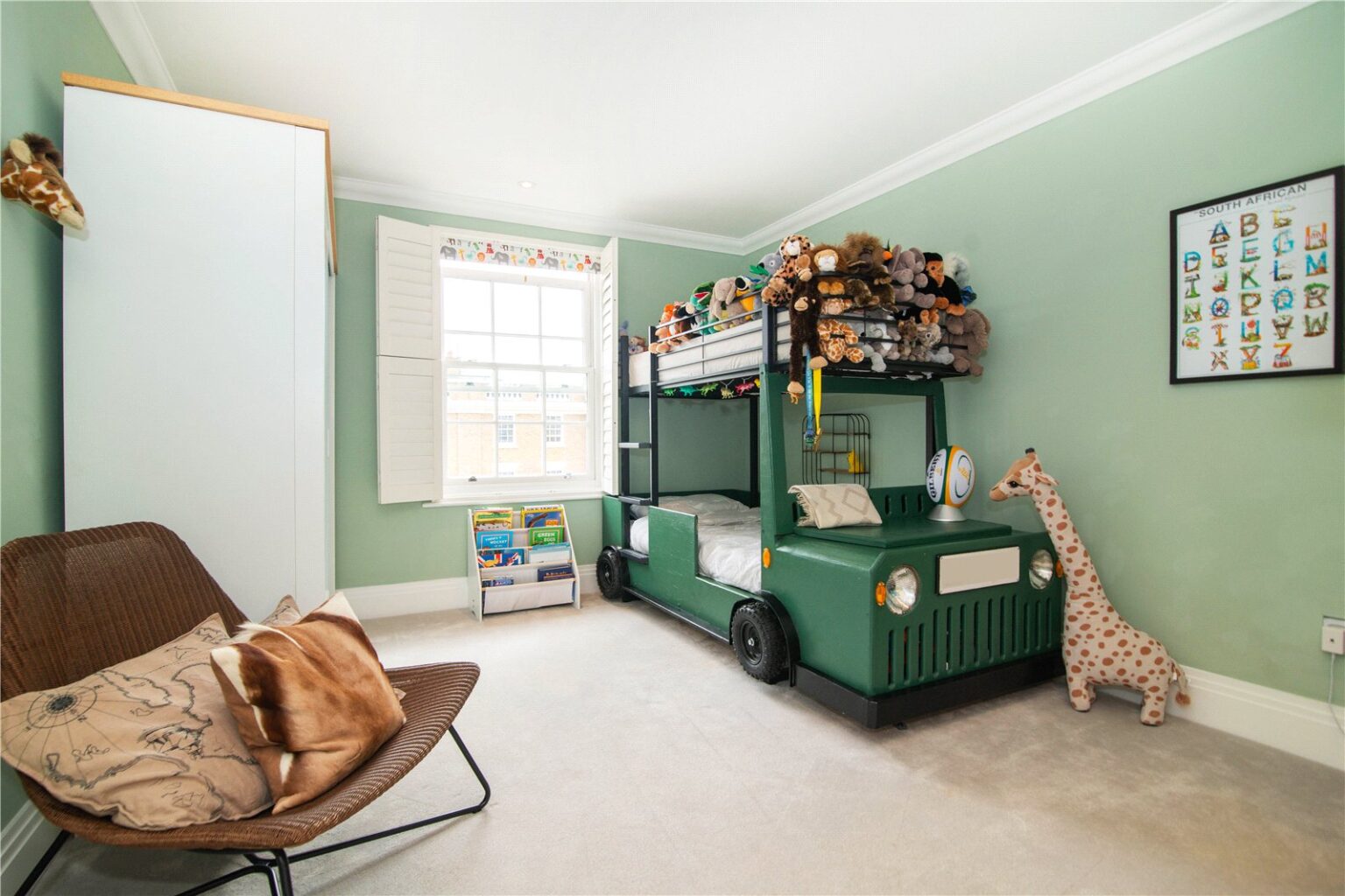 Corsellis Square, Twickenham, TW1 gallery 14