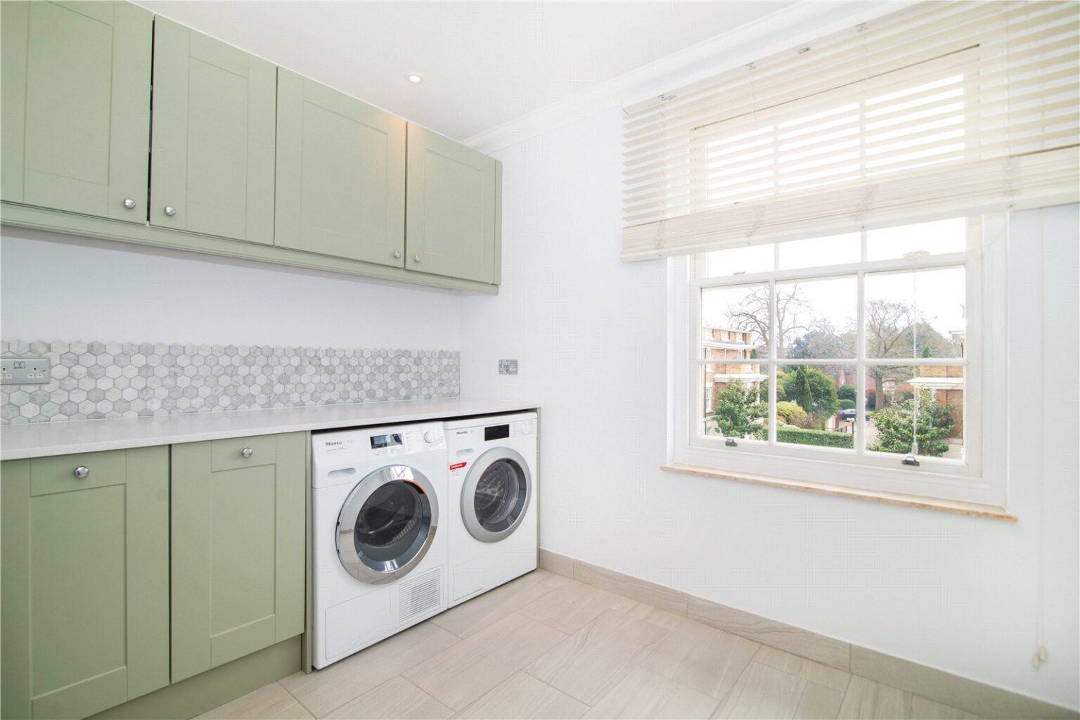 Corsellis Square, Twickenham, TW1 gallery 17