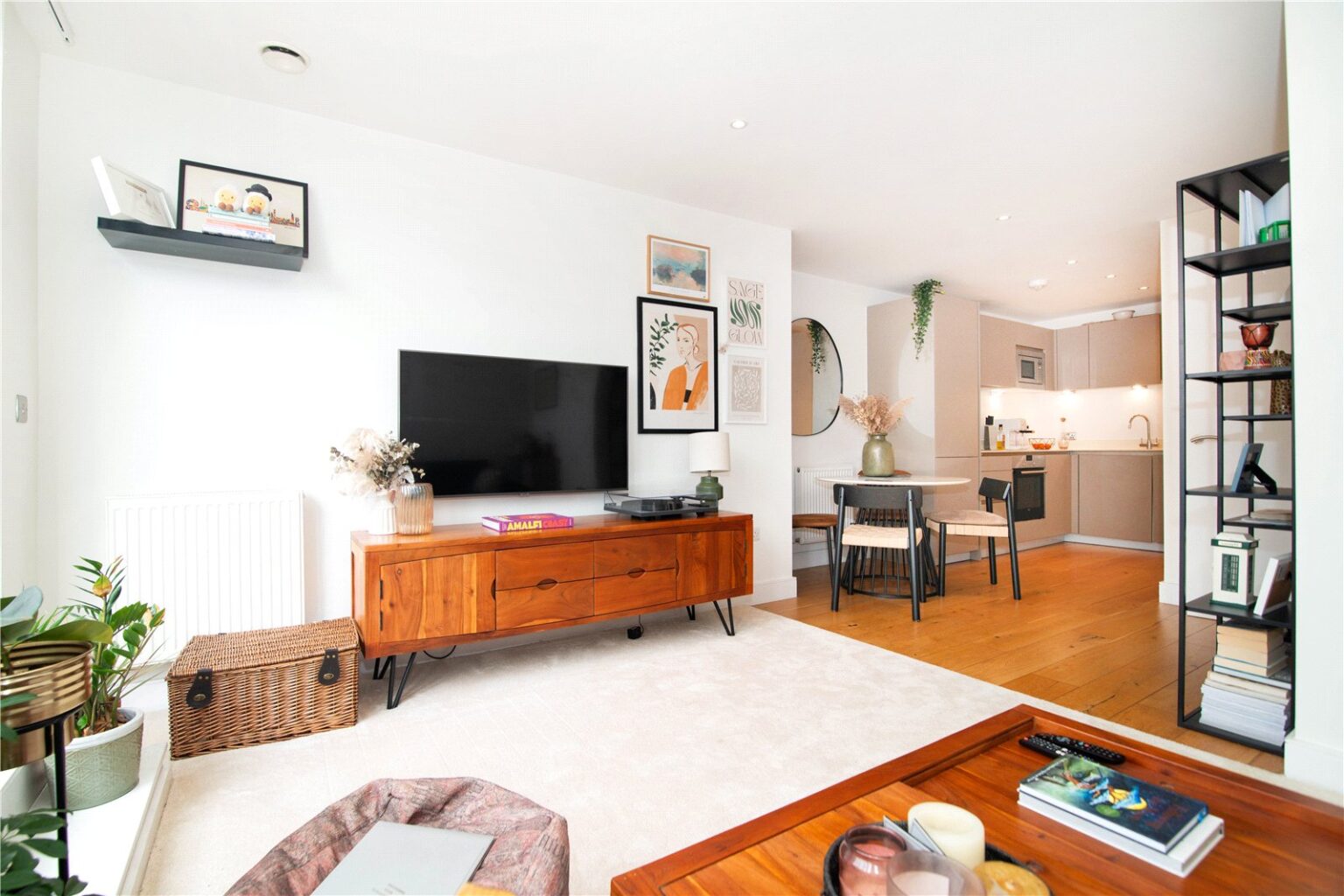 Orchard Road, Richmond, TW9 gallery 1