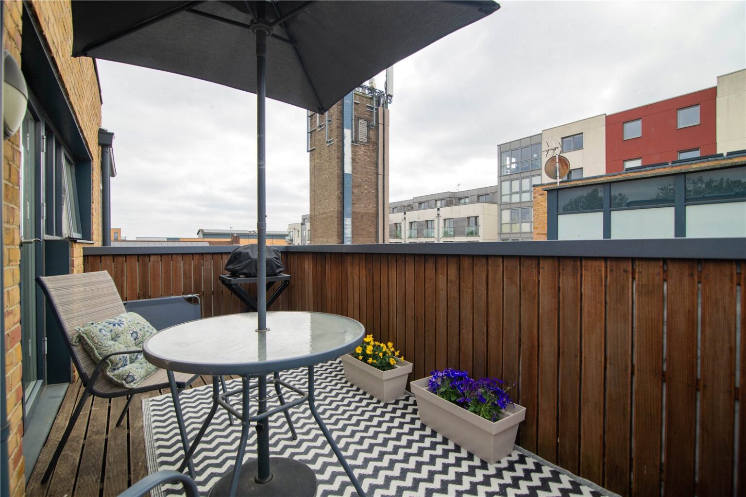 Orchard Road, Richmond, TW9 gallery 3