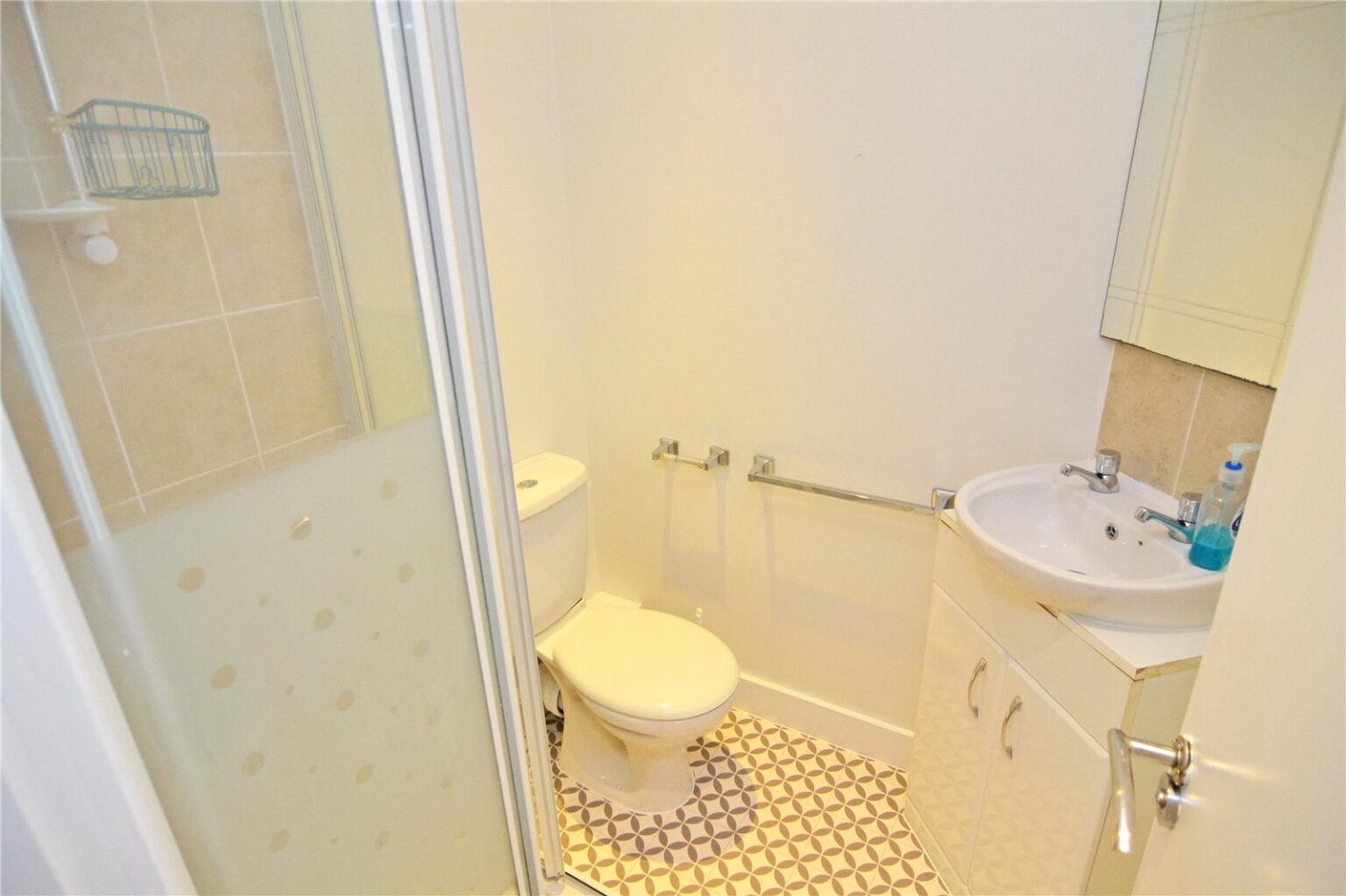 High Street, Hampton Wick, KT1 gallery 4