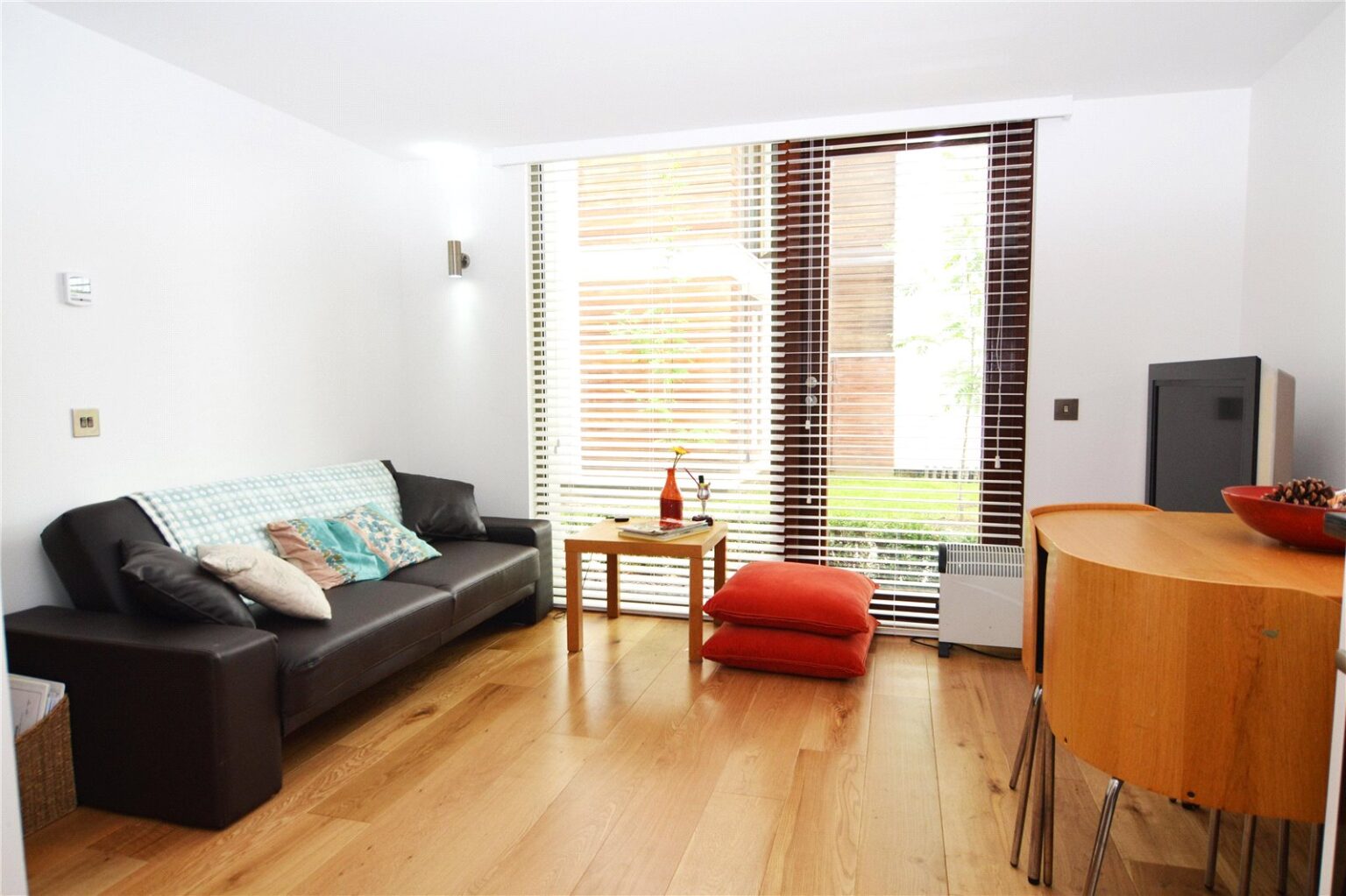 Rivermead Close, Teddington, TW11 gallery 3