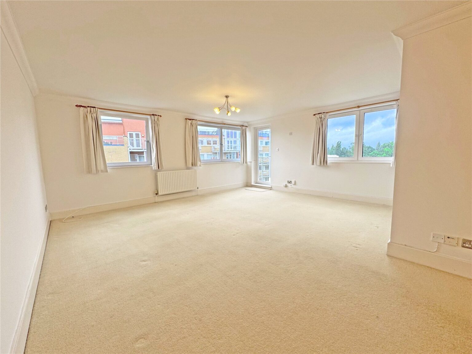 Twickenham Road, Teddington, TW11 gallery 3