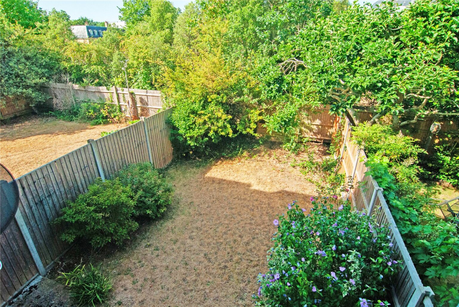 Langwood Chase, Teddington, TW11 gallery 2