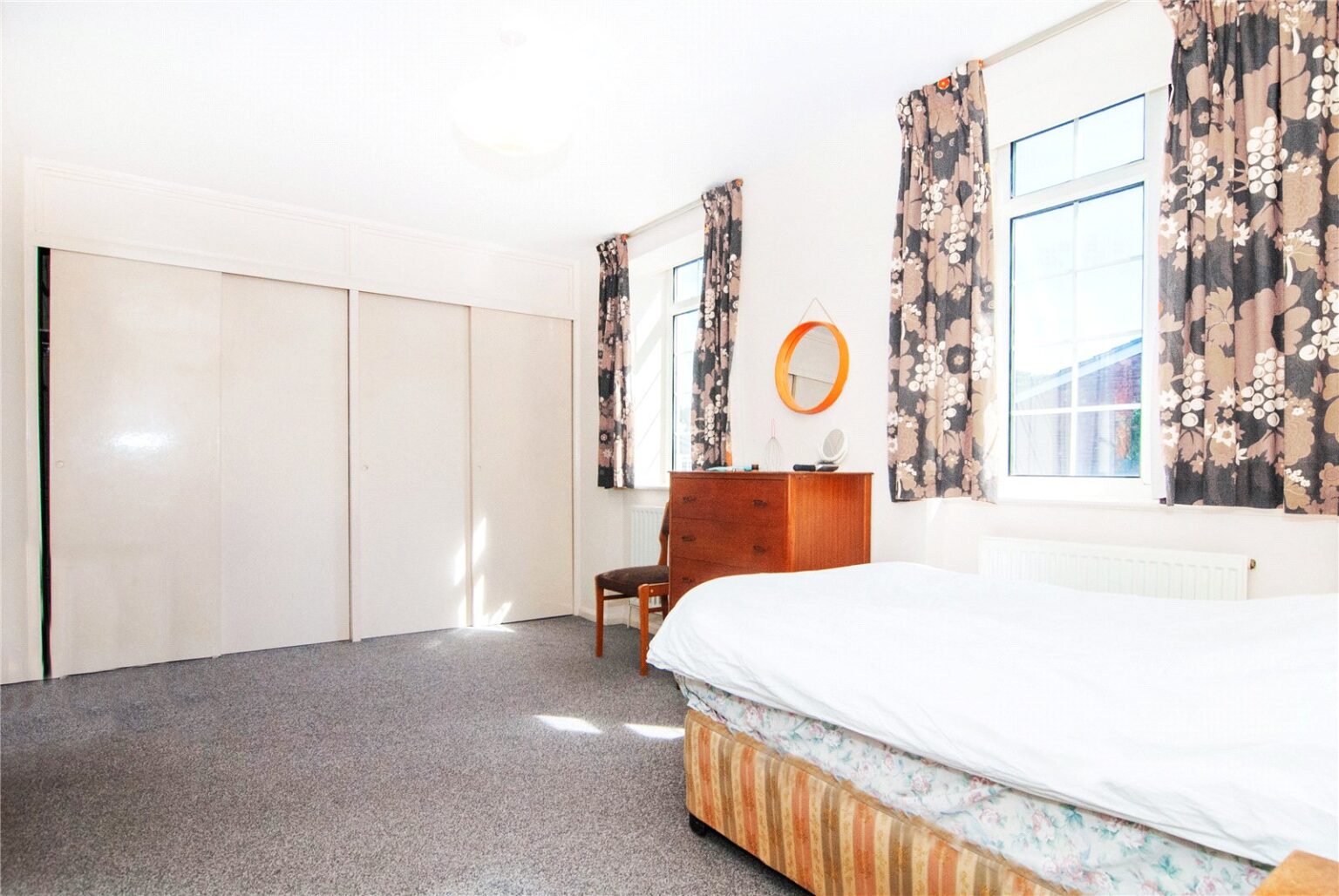 Langwood Chase, Teddington, TW11 gallery 5