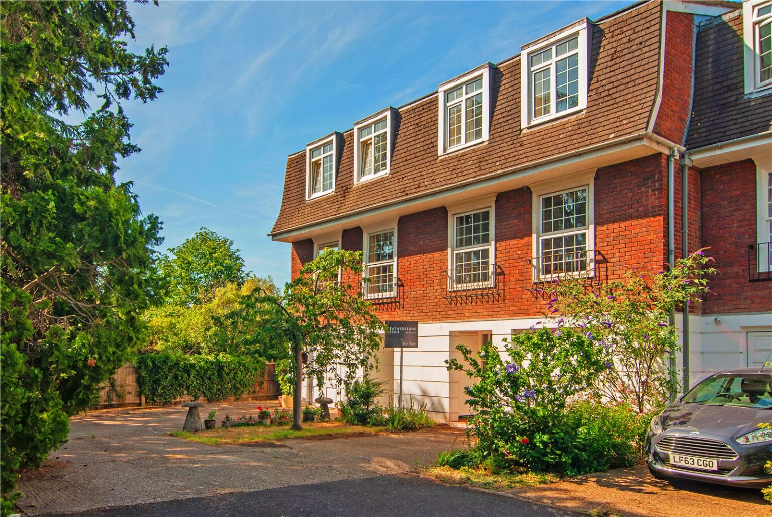 Langwood Chase, Teddington, TW11 gallery 1