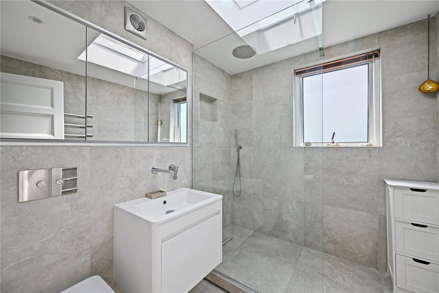 Clarence Road, Teddington, TW11 gallery 13