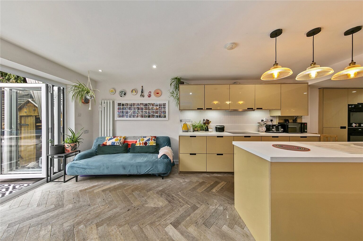 High Street, Hampton Wick, KT1 gallery 5