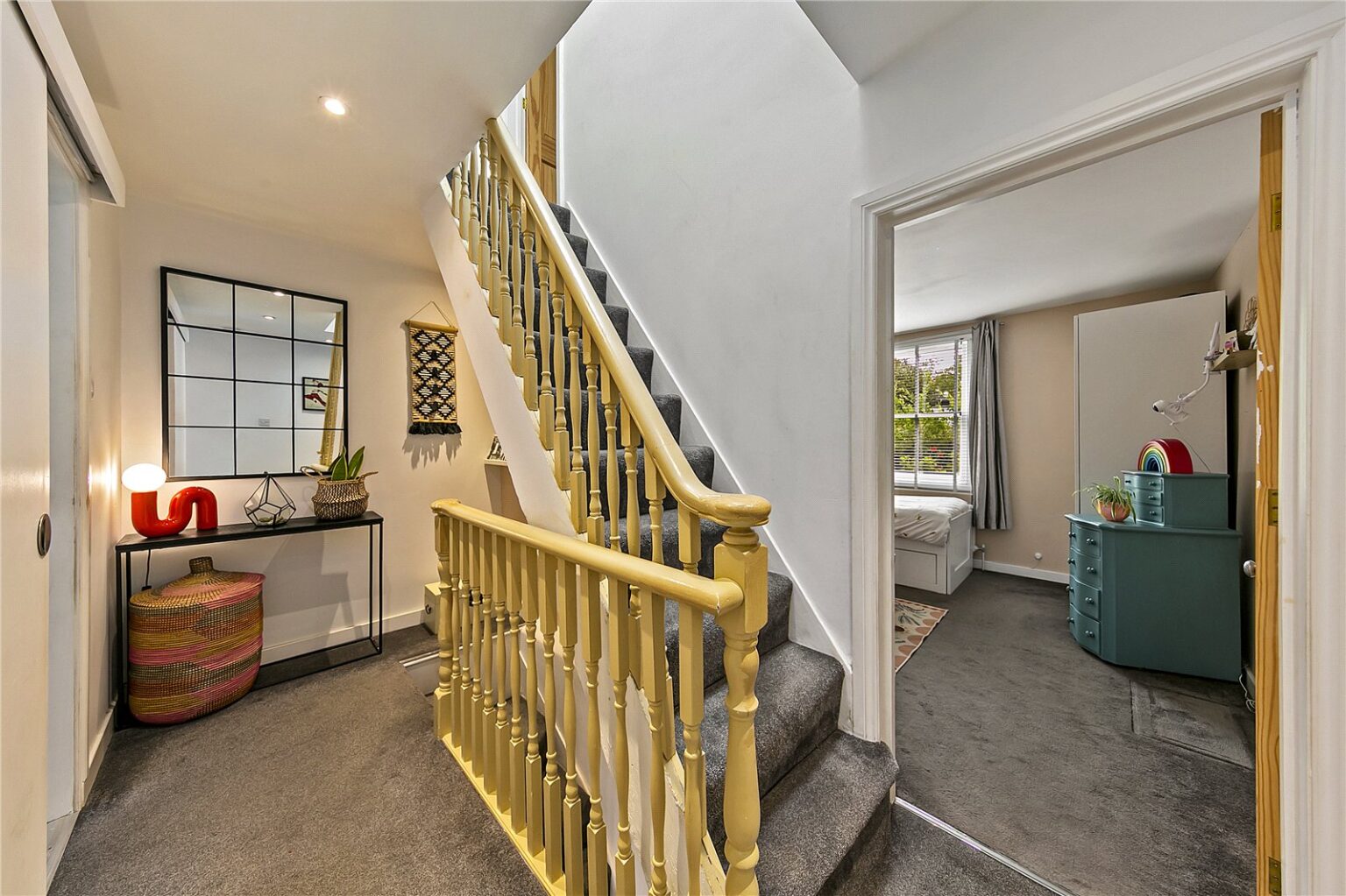 High Street, Hampton Wick, KT1 gallery 16