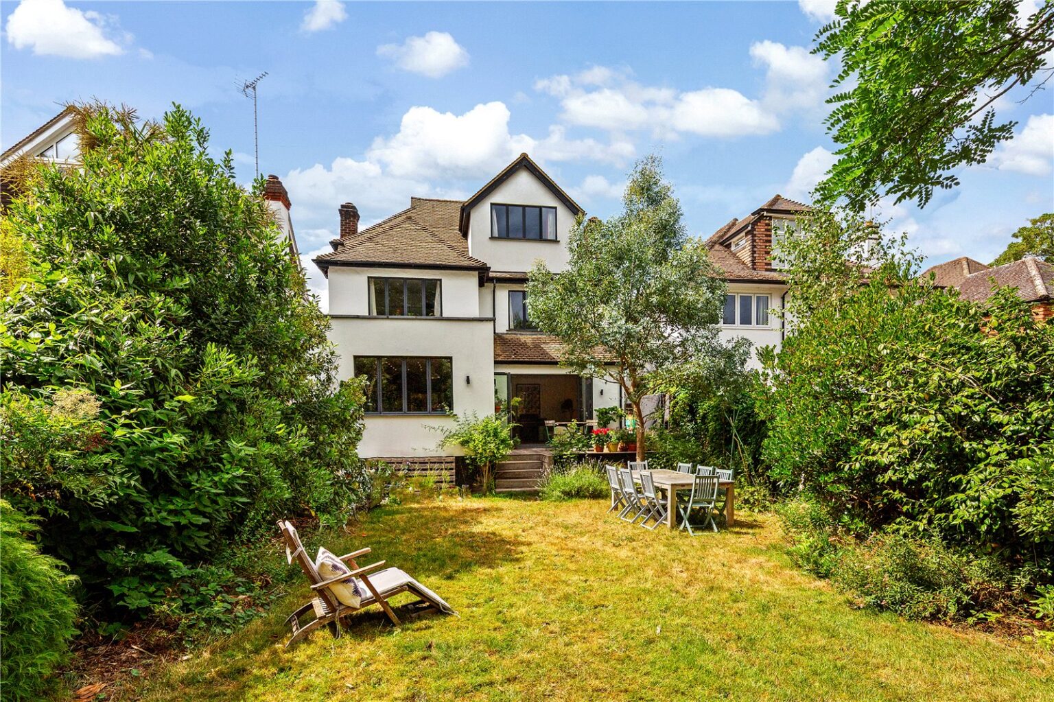 Trowlock Avenue, Teddington, TW11 gallery 2