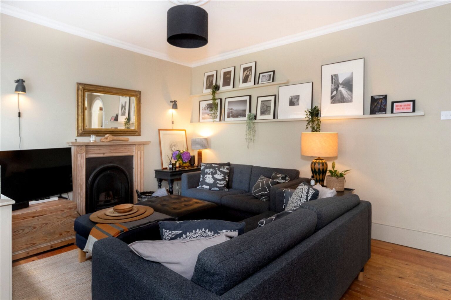 Vicarage Road, Teddington, TW11 gallery 3